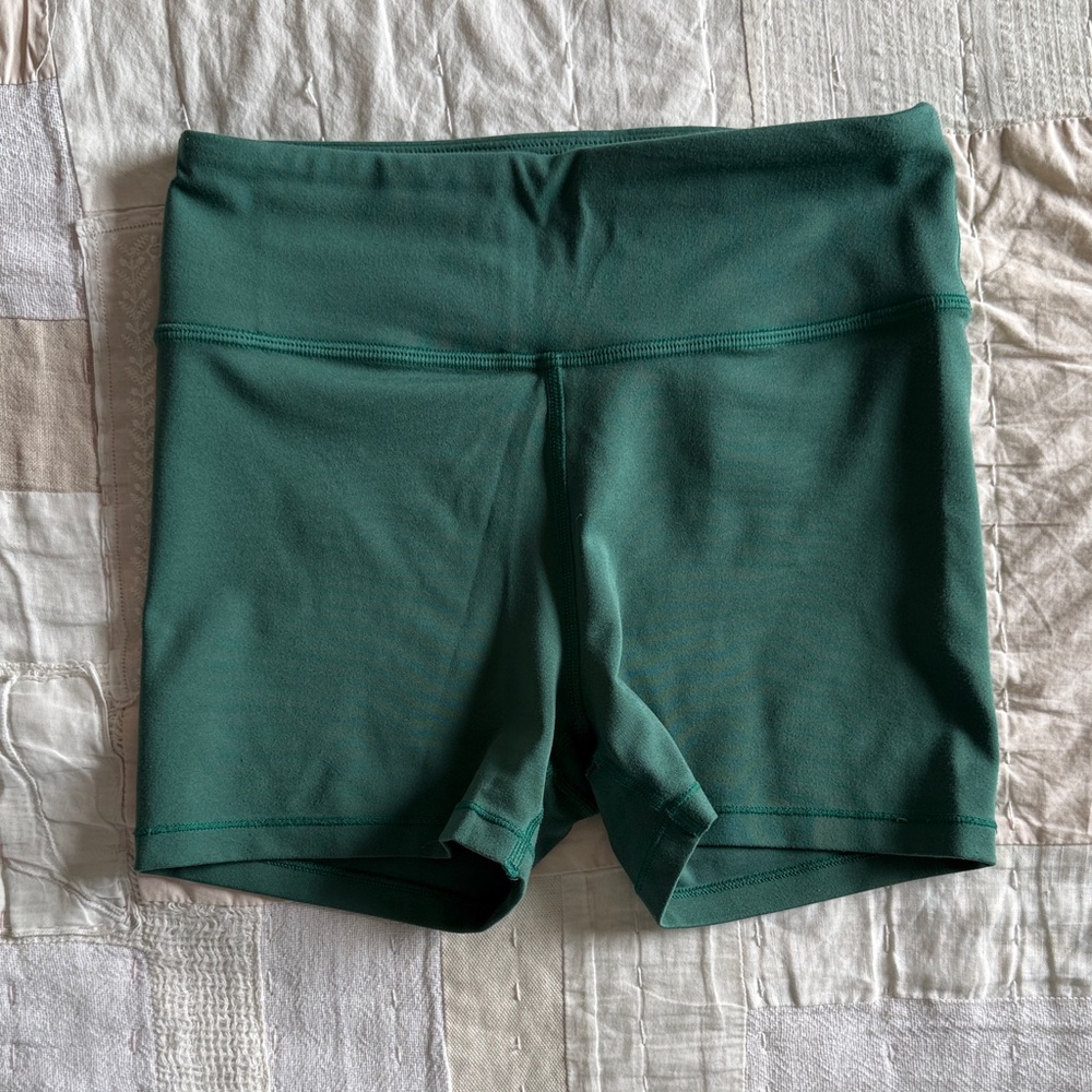 Athleta Girl Forest Green Chit Chat 3” Active Shorts size L